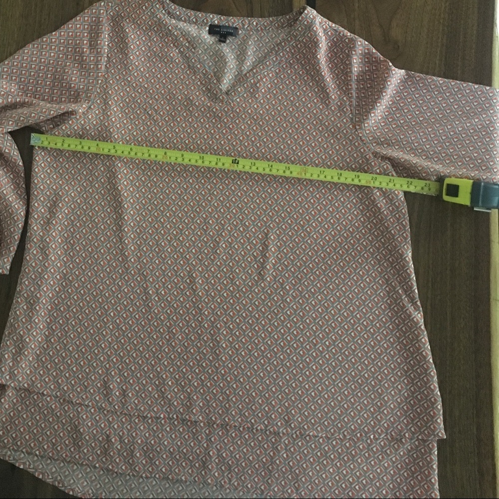 Limited blouse - Picture 3 of 3